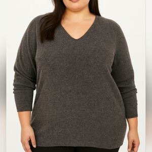 41 Hawthorn Cashmere Gray V-Neck Sweater NWT